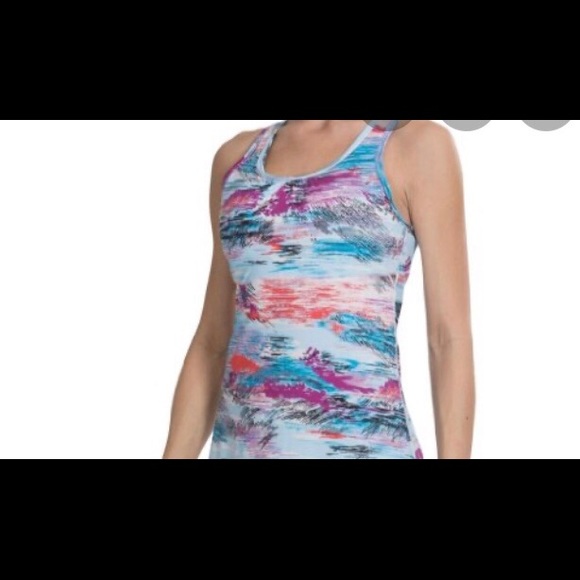SkirtSports Wonder girl tank
